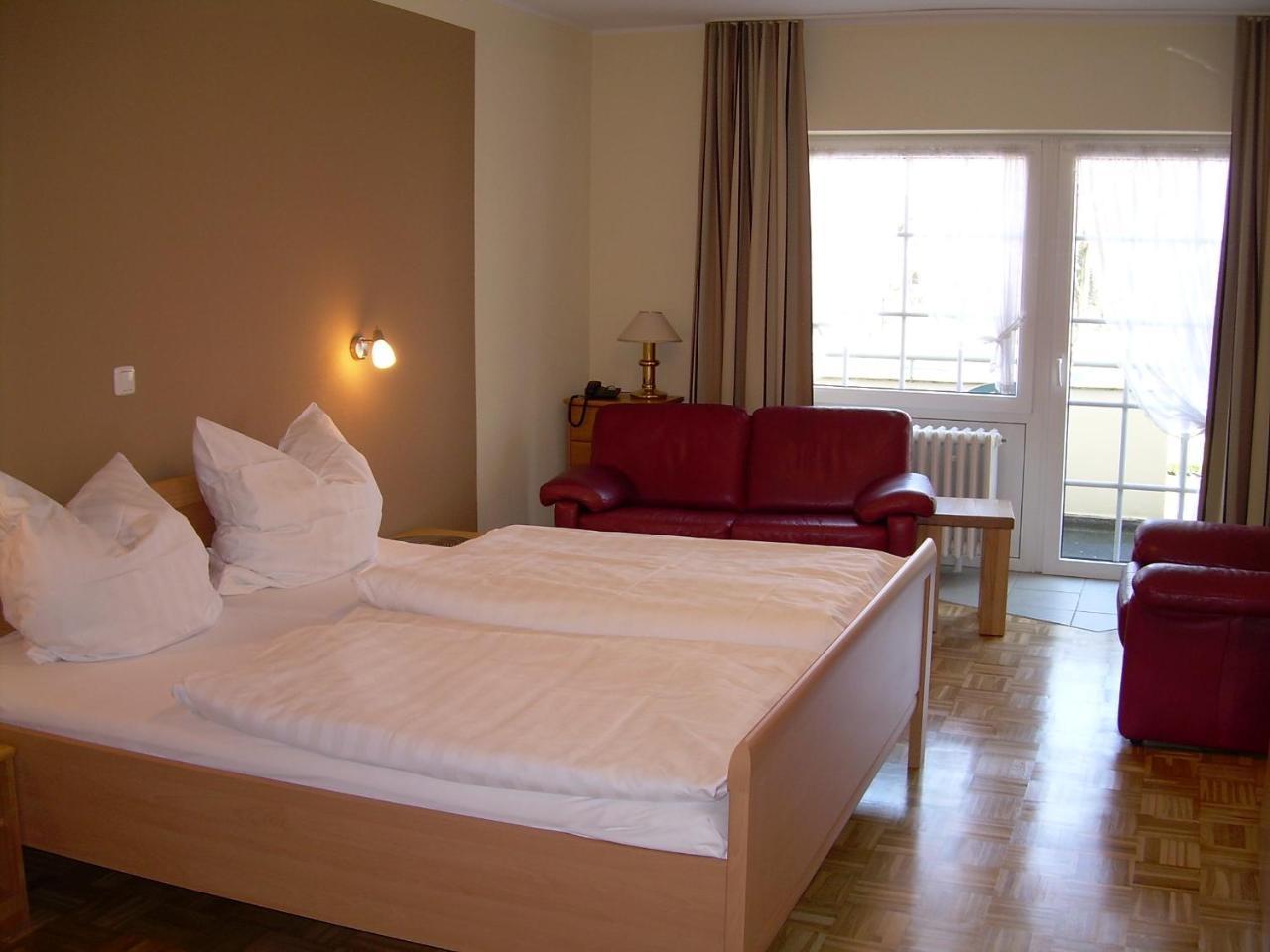 Hotel-Restaurant Saelzerhof Salzkotten 外观 照片